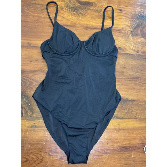 Andie | Bermuda Black One Piece Swimsuit Underwire Size Small NEW - Picture 4 of 15